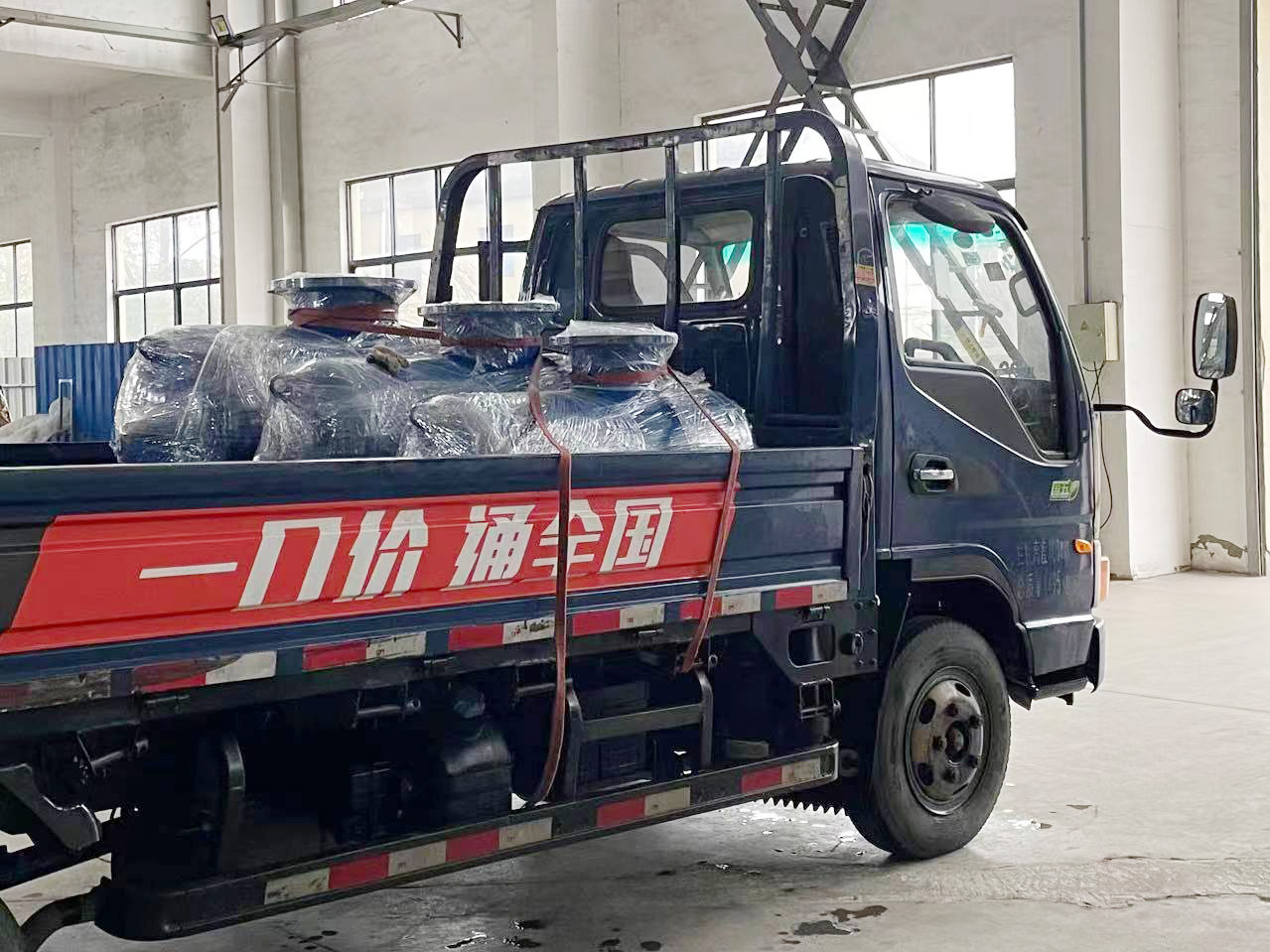 江蘇無(wú)錫專(zhuān)車(chē)直達(dá)螺旋排氣除污器3套